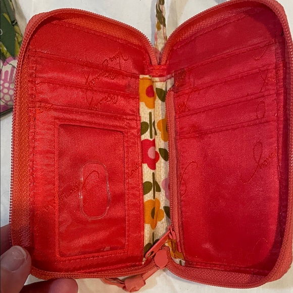 Lot of 2 Vera Bradley Clutch and Wristlet Set. Wallet and organizer. - Picture 4 of 8